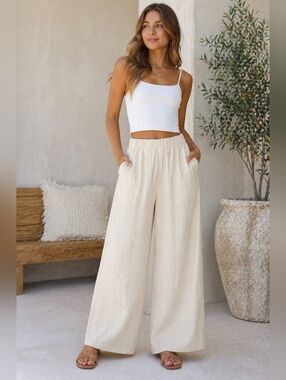 Women’s Cream Wide Leg Pants Size Small Elastic Waist Pull On Lightweight Casual